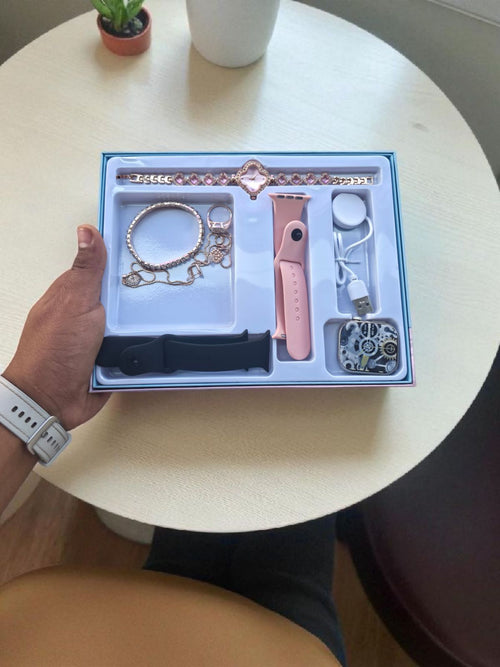 Crown Q700 Smartwatch Gift Set